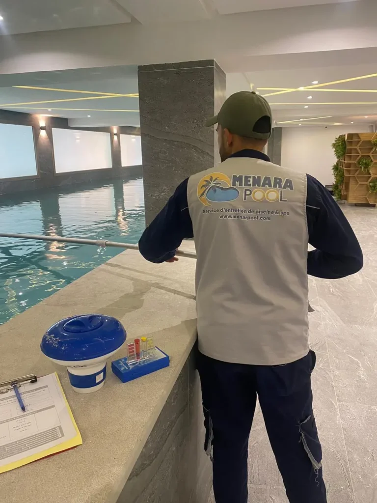 Menara Pool : Construction et Entretien de Piscines de Qualité